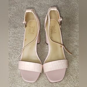 NATURALIZER Joy  Light PinkDress Ankle Strap Sandals. 10.5 M New With Defect...